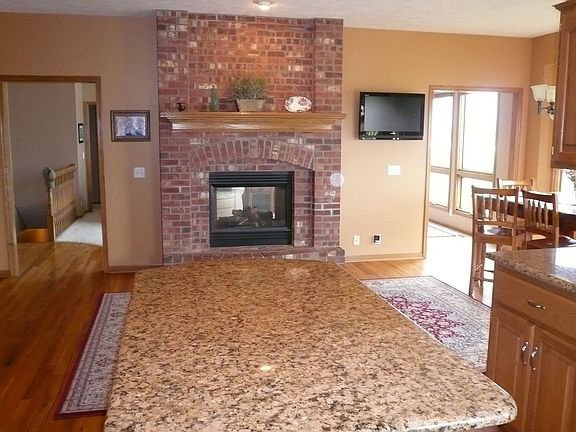 4th image of 2710 Northwood Cir