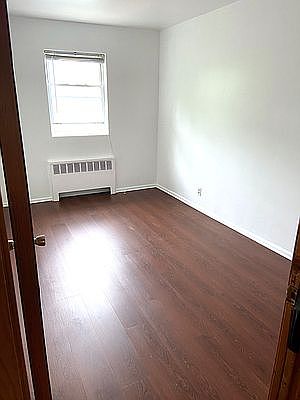 4th image of 157-06 Sanford Ave #2F