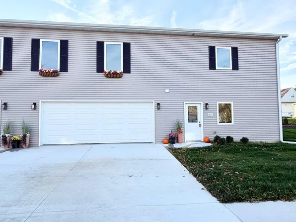 204 3rd St NW, Waukon, IA 52172