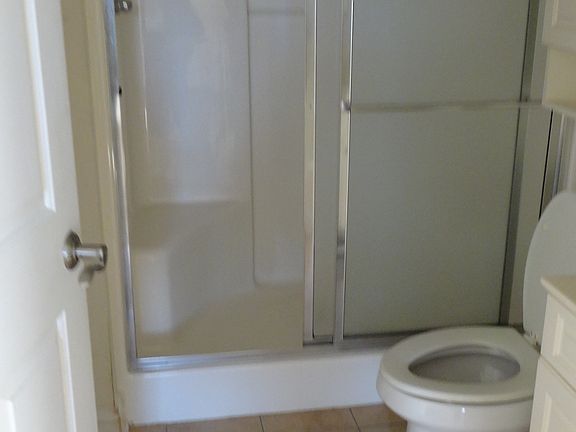2 Baths