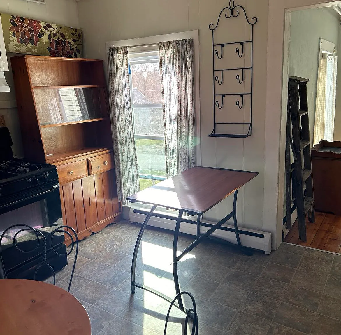 1 bed, 500 sqft, $900 — Photo 1