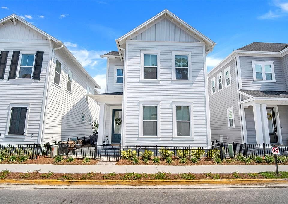 1st image of 909 MCKINNON SQUARE