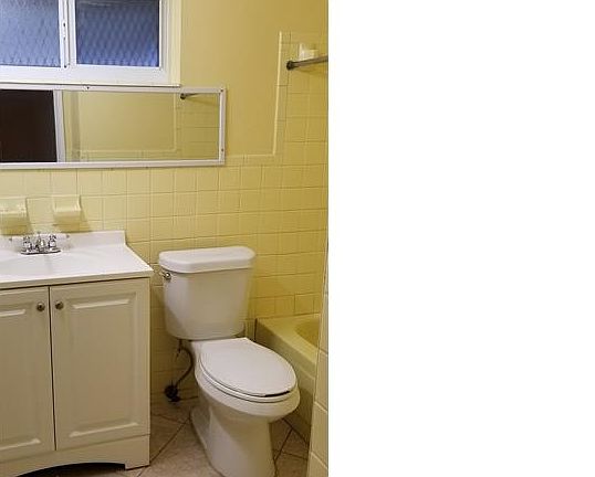 3rd image of 1557 NW 31st Way