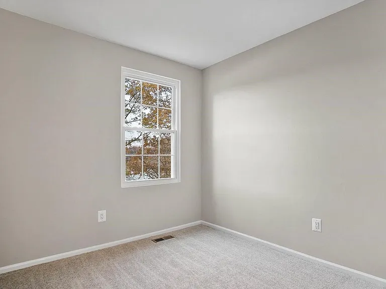 18728 Martins Landing Dr — Photo 20