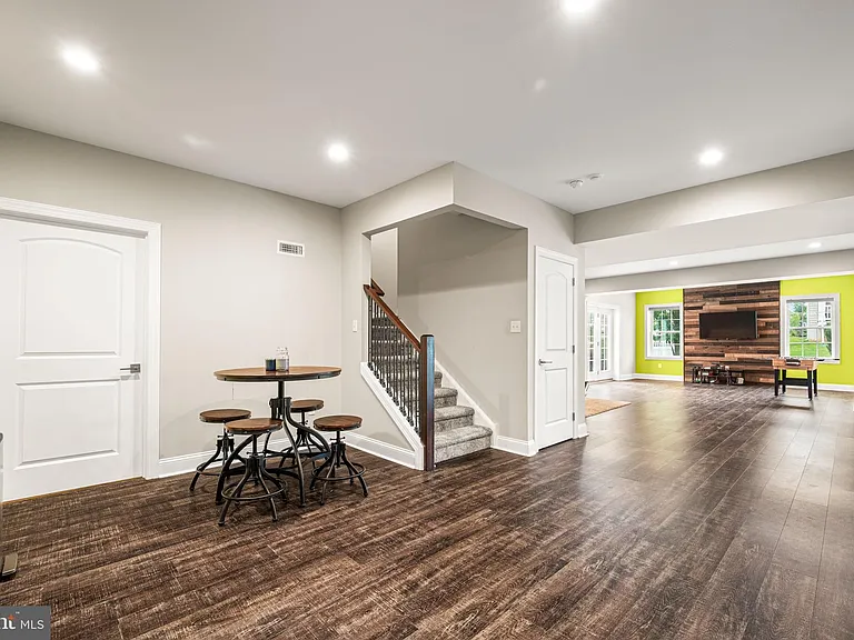 602 Dolmens Ln — Photo 43