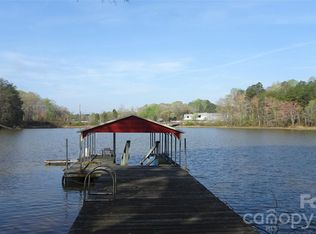169 Hamptons Cove Rd, Troutman, NC 28166
