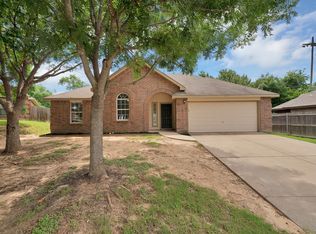 132 Parkwood Ct, Azle, TX 76020