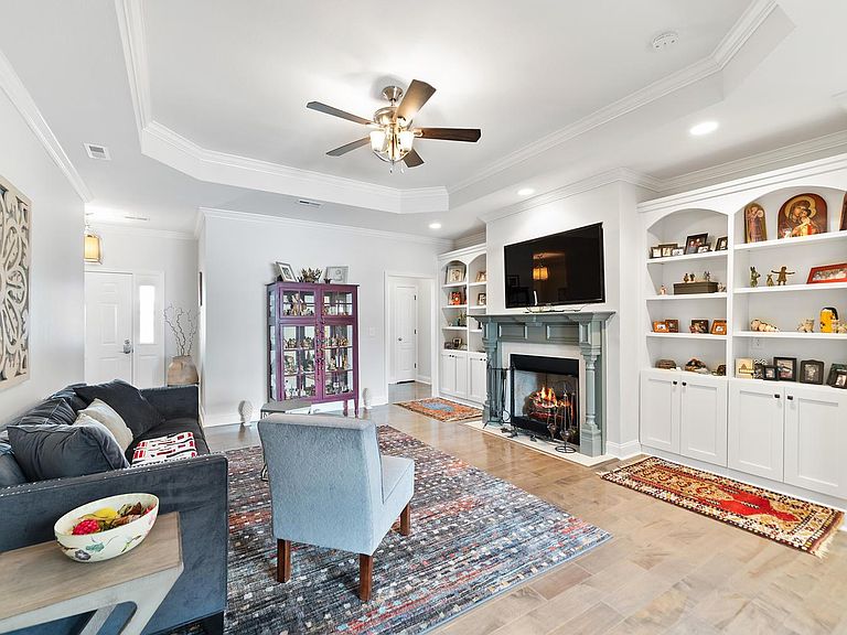 1853 Madison St Clarksville, TN, 37043 Apartments for Rent Zillow