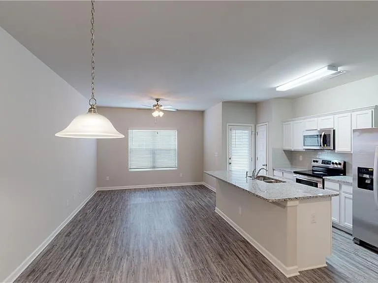 4048 Kingsbrook Blvd — Photo 9