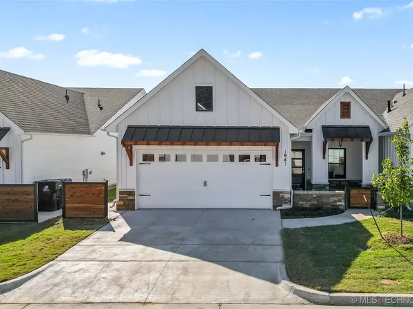 1941 W Huntsville Pl, Broken Arrow, OK 74011