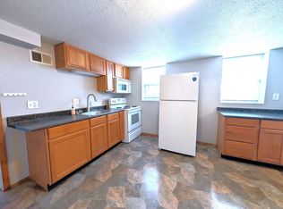 3633 E Squire Ave, Cudahy, WI 53110