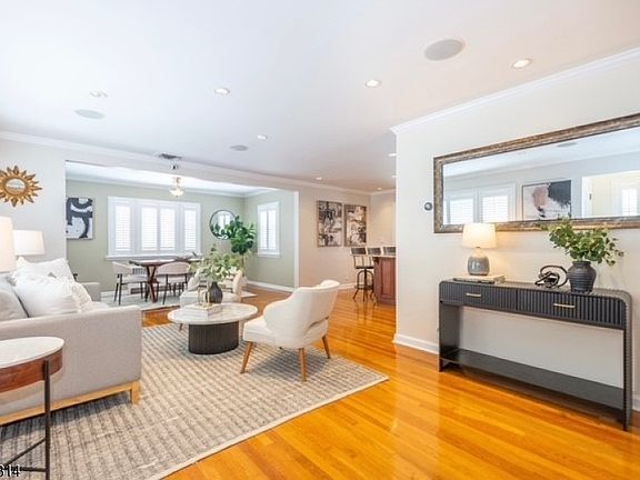 2nd image of 13 Porter Rd