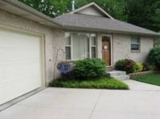 2200 Mae Ct, Winthrop Harbor, IL