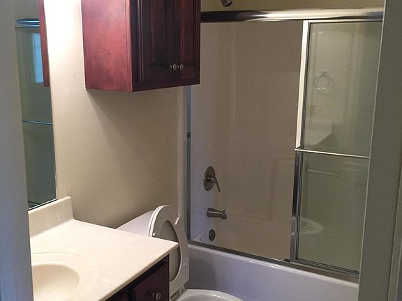 4th image of 2604 W C Ct