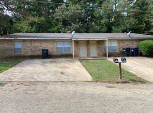 3025 Bernice St #A, Longview, TX 75604