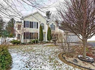 54 Stony Brook Dr, Selkirk, NY 12158