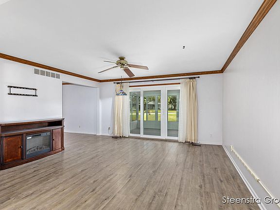 5th image of 5728 Leisure South Dr SE