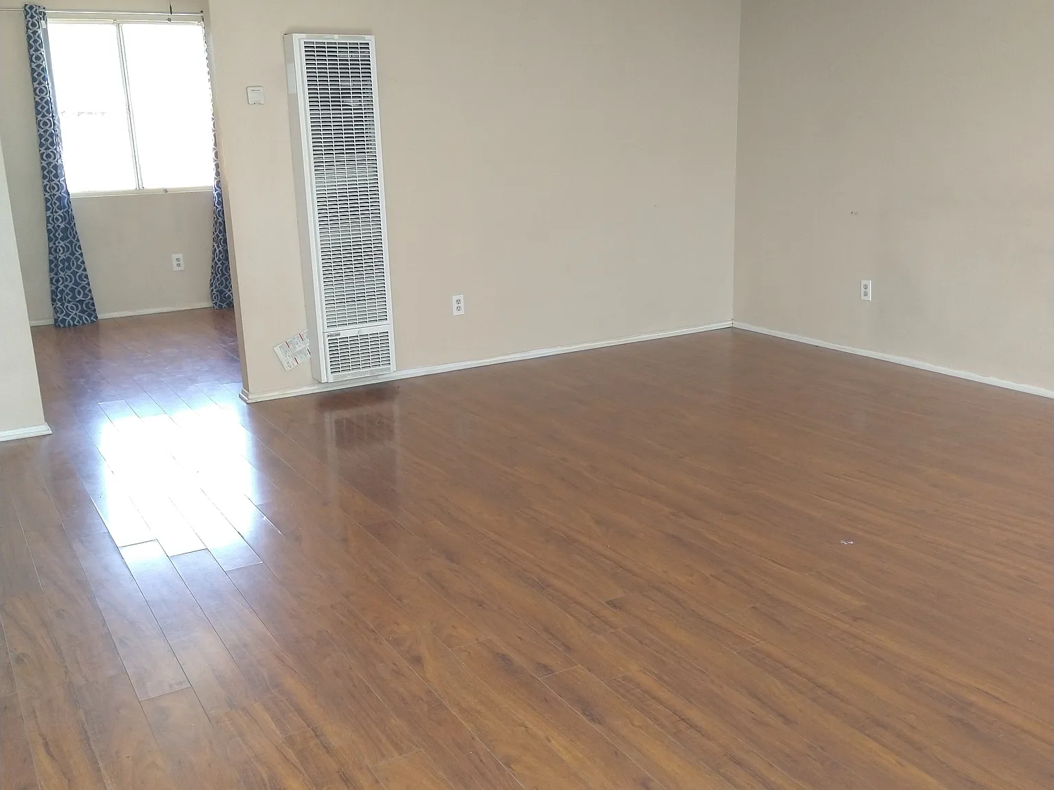 2 bed, 896 sqft, $1,250 — Photo 2