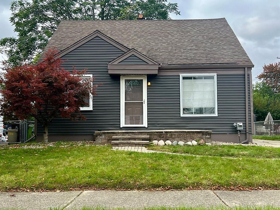 1st image of 25881 Hollywood St
