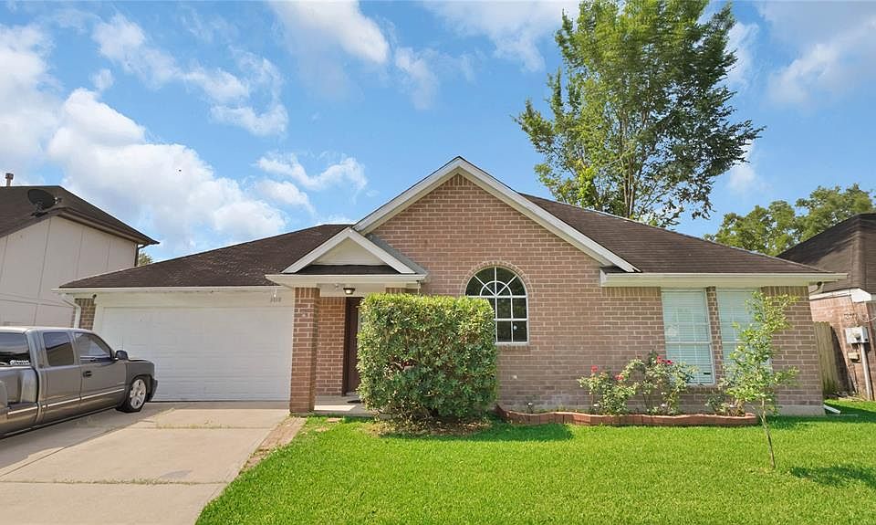 1st image of 3818 Nicole Dr