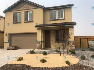 1184 Roswell Rd, Sparks, NV 89436