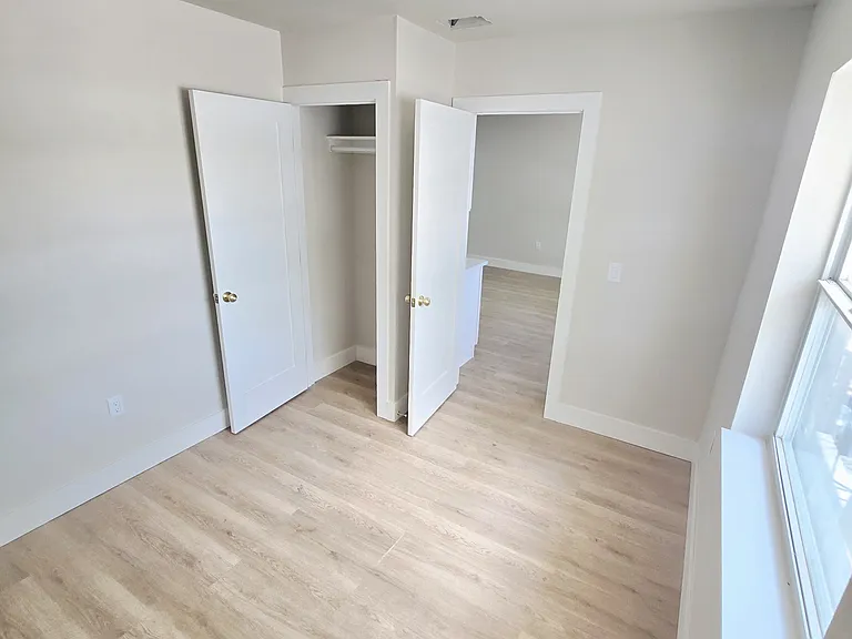 1919 Dr Martin Luther King Jr St S #1923 — Photo 5