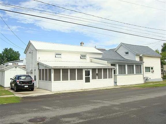 3rd image of 429 Grant St