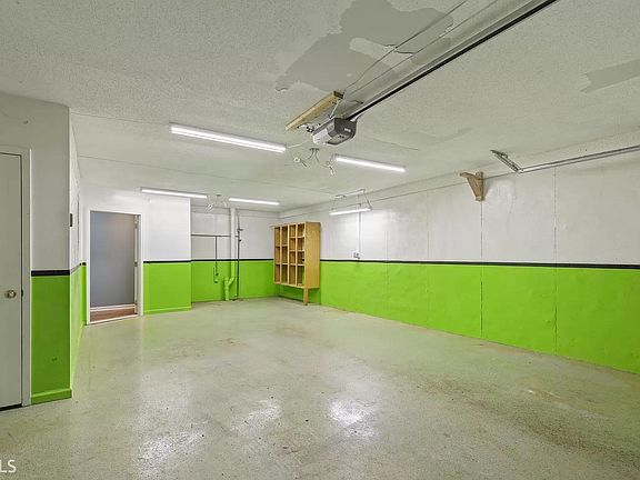 2nd image of 226 Hembree Park Ter