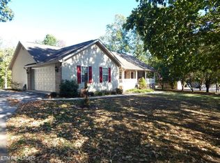 1554 Sunset Ridge Dr, Crossville, TN 38571