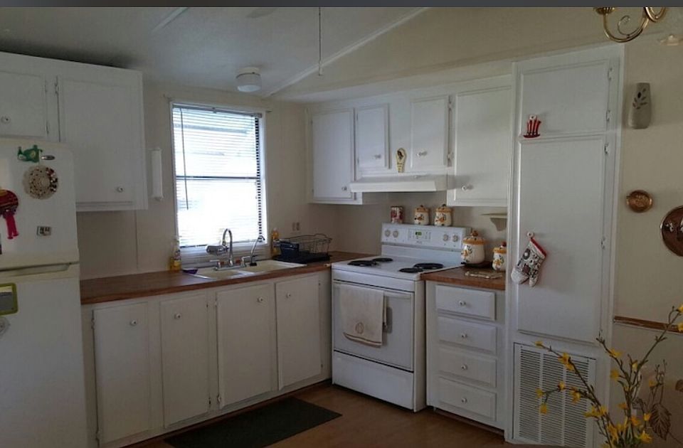 1st image of 106 Town And Country Blvd