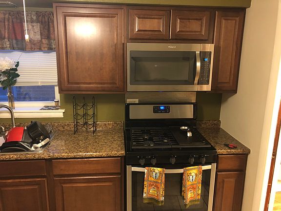 5th image of 10345 S Crandon Ave