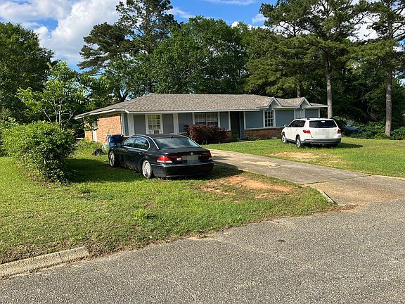 3rd image of 67 Chevette St