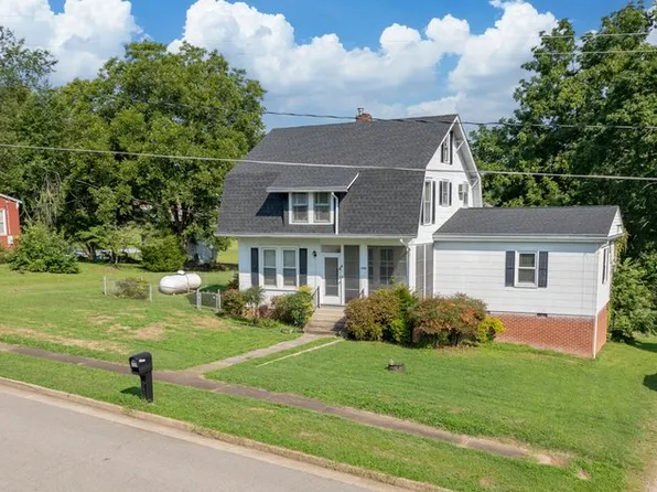 1700 6th St, Victoria, VA 23974