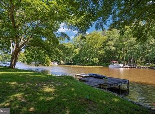 448 Lake Caroline Dr, Ruther Glen, VA 22546