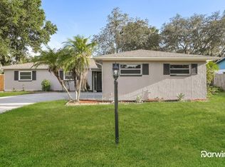 3835 Twilight Dr, Valrico, FL 33594