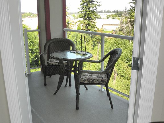 Private Deck
