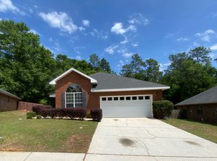 9064 Brookside Ln, Daphne, AL 36526