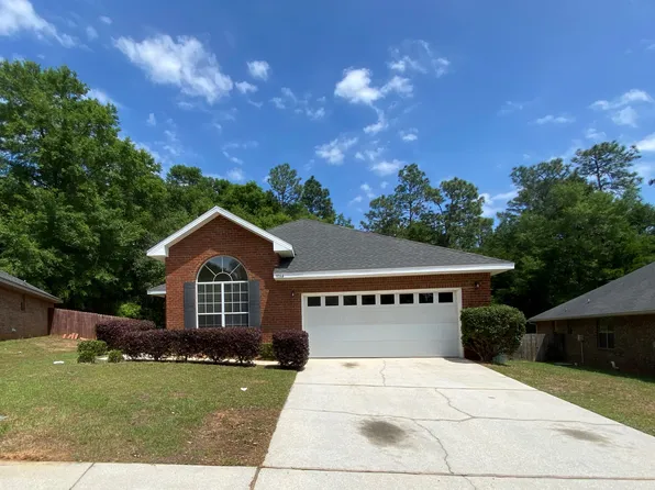 9064 Brookside Ln, Daphne, AL 36526