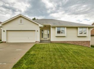 7425 Ernst St, Omaha, NE 68122