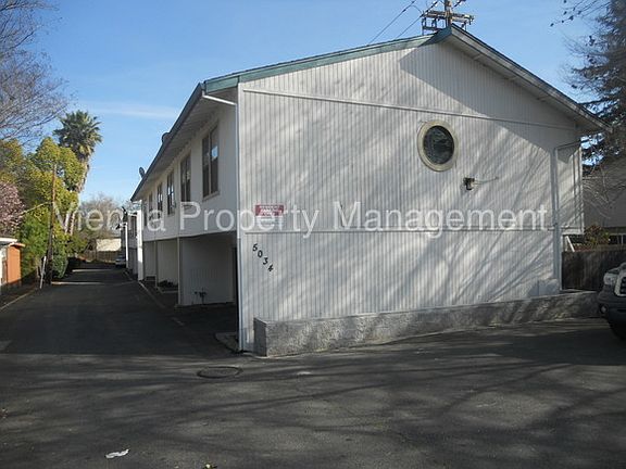 2nd image of 5034 Manzanita Ave APT 2