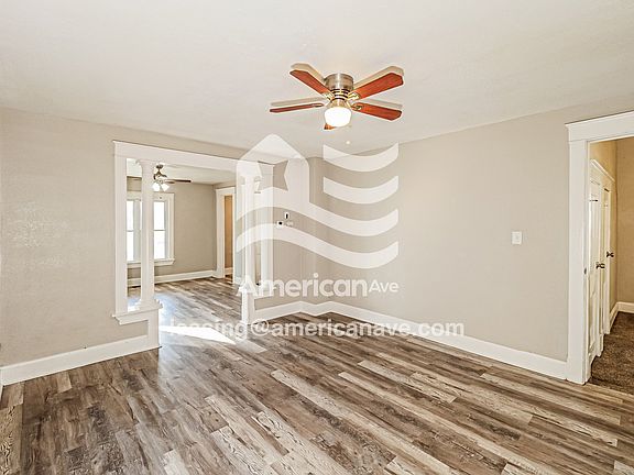 1605604_002_living_room_3.jpg