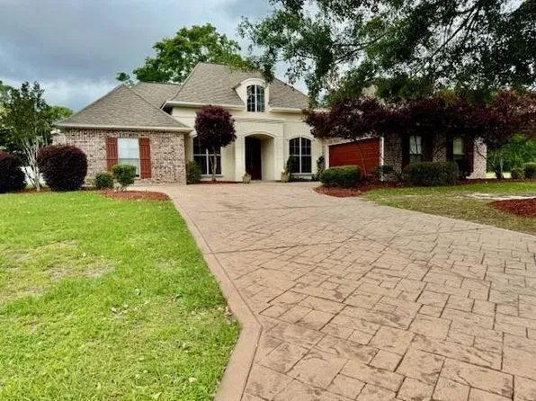 402 Hood Point, Picayune, MS 39466