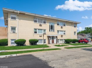 8636 Grand Ave APT 1D, River Grove, IL 60171