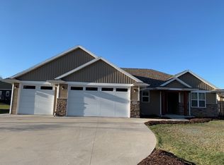 3326 Shawano Ave, Green Bay, WI 54313