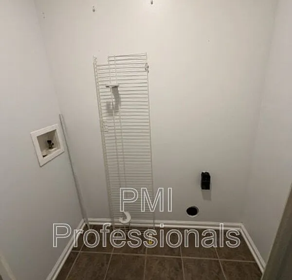 112 Buena Vista Ct — Photo 6