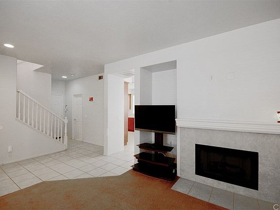 4th image of 14597 Chapman Ave