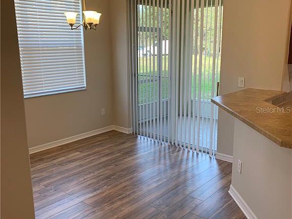 5th image of 501 Lake Eagle Ln
