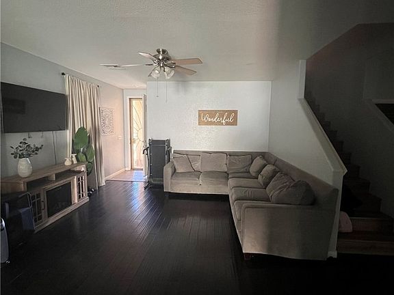 5th image of 4107 Macadamia Dr