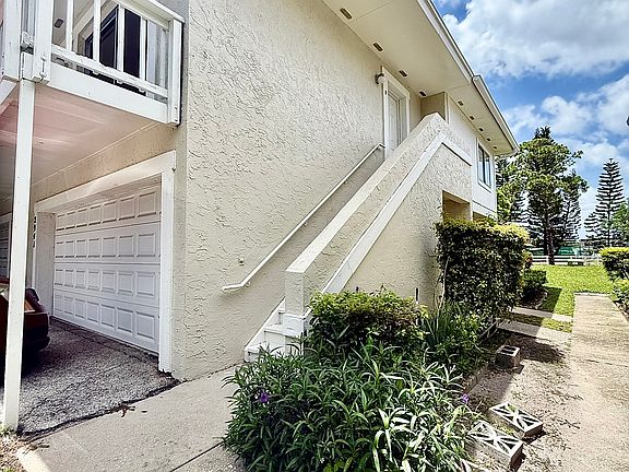 2nd image of 2941 Bough Ave #D-1