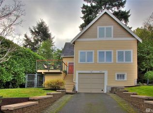 2825 NW Golden Dr, Seattle, WA 98117